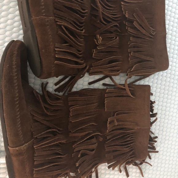 Minnetonka boots - Picture 4 of 6